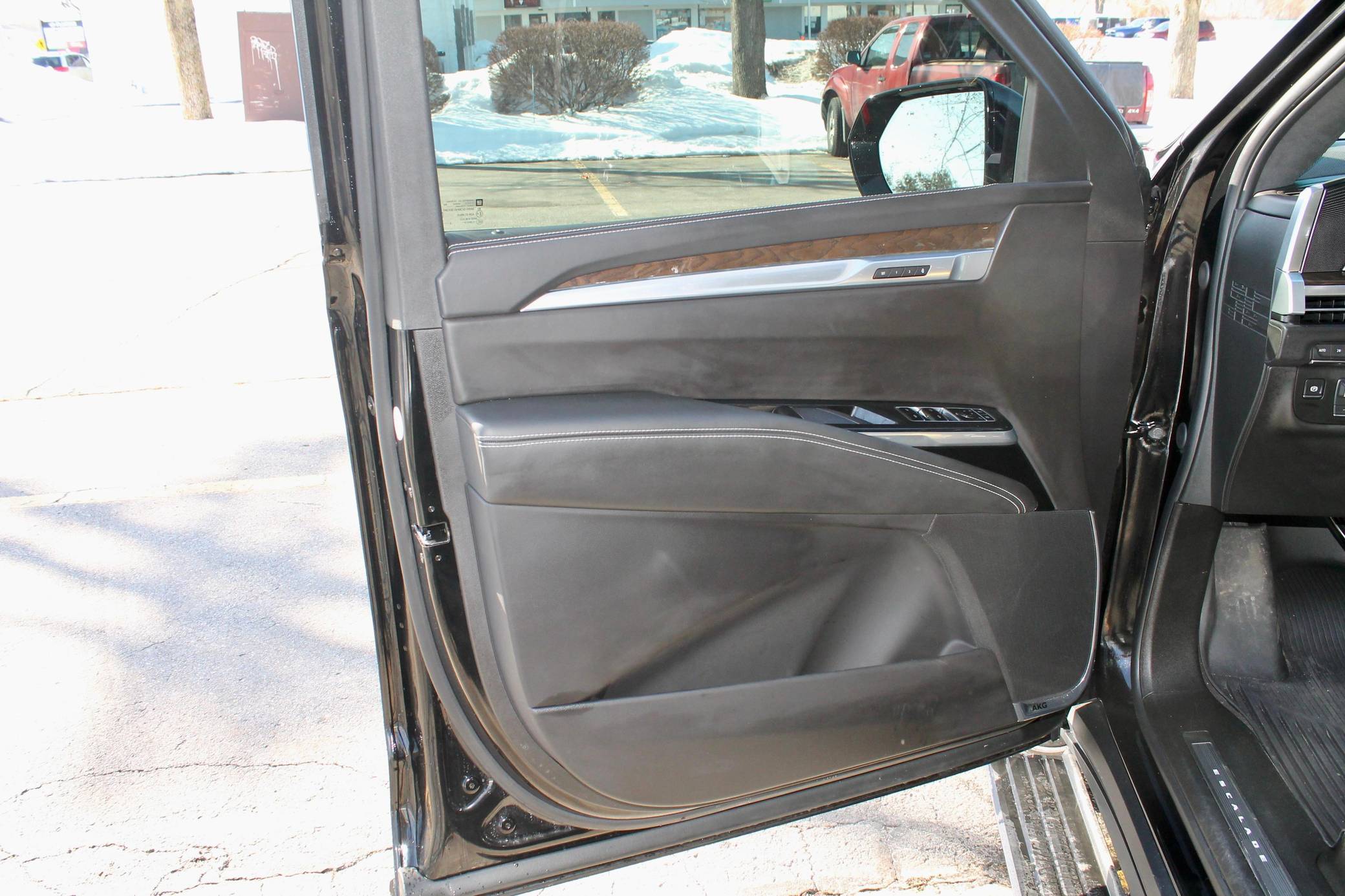 2025 Cadillac Escalade ESV 4WD Sport Platinum Interior 11