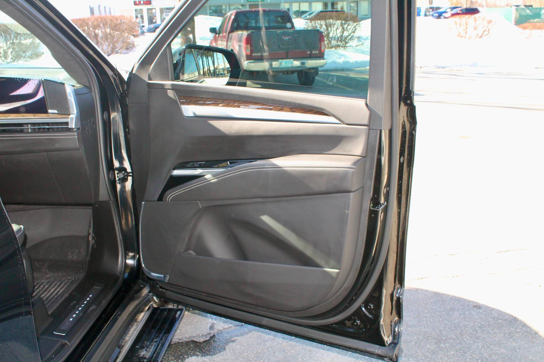2025 Cadillac Escalade ESV 4WD Sport Platinum Interior 12
