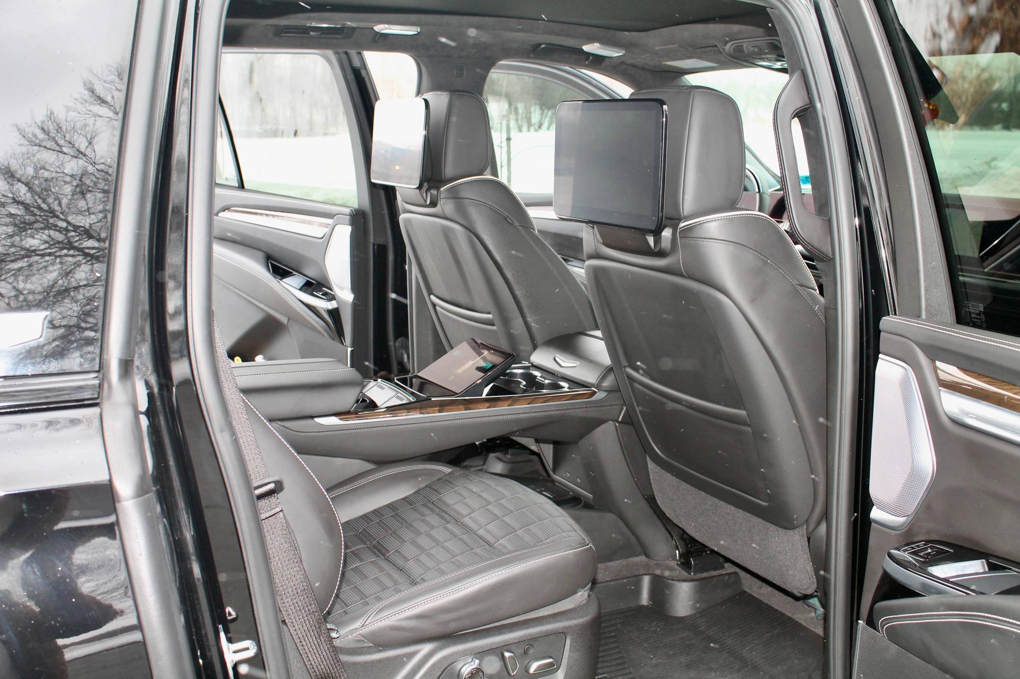2025 Cadillac Escalade ESV 4WD Sport Platinum Interior 8