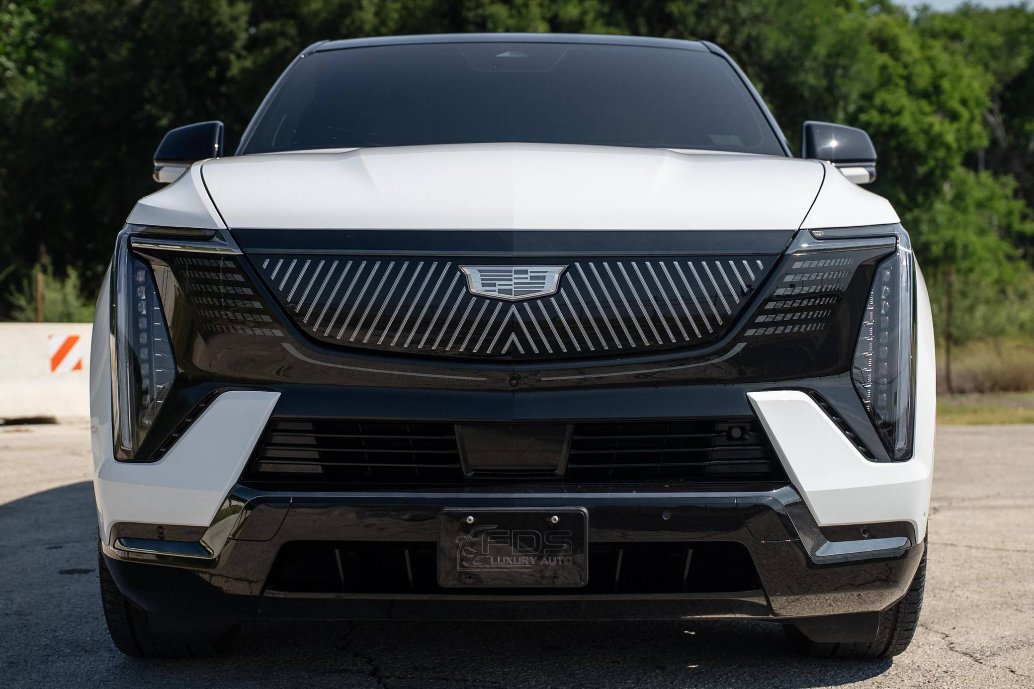 2025 Cadillac Escalade IQ Sport 2 Exterior 2