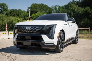 2025 Cadillac Escalade IQ Sport 2 Exterior 6