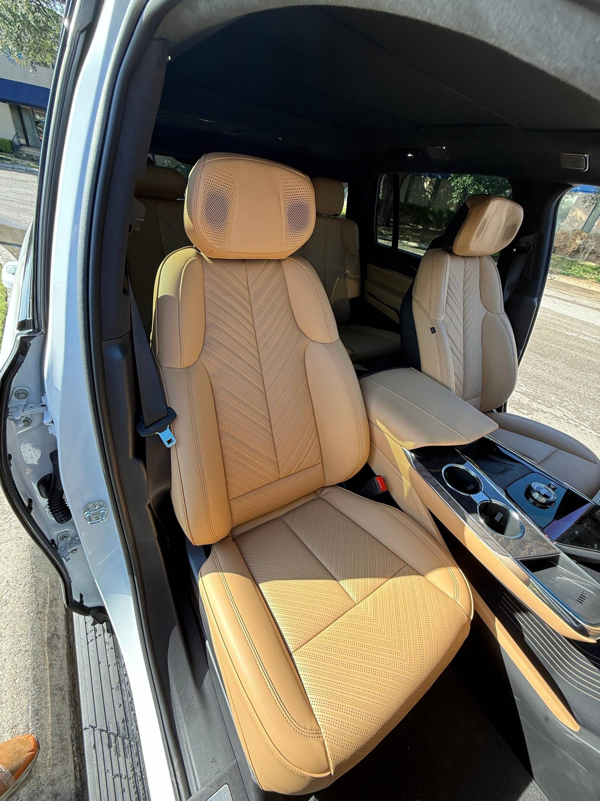 2025 Cadillac Escalade IQ Sport 2 Interior 10