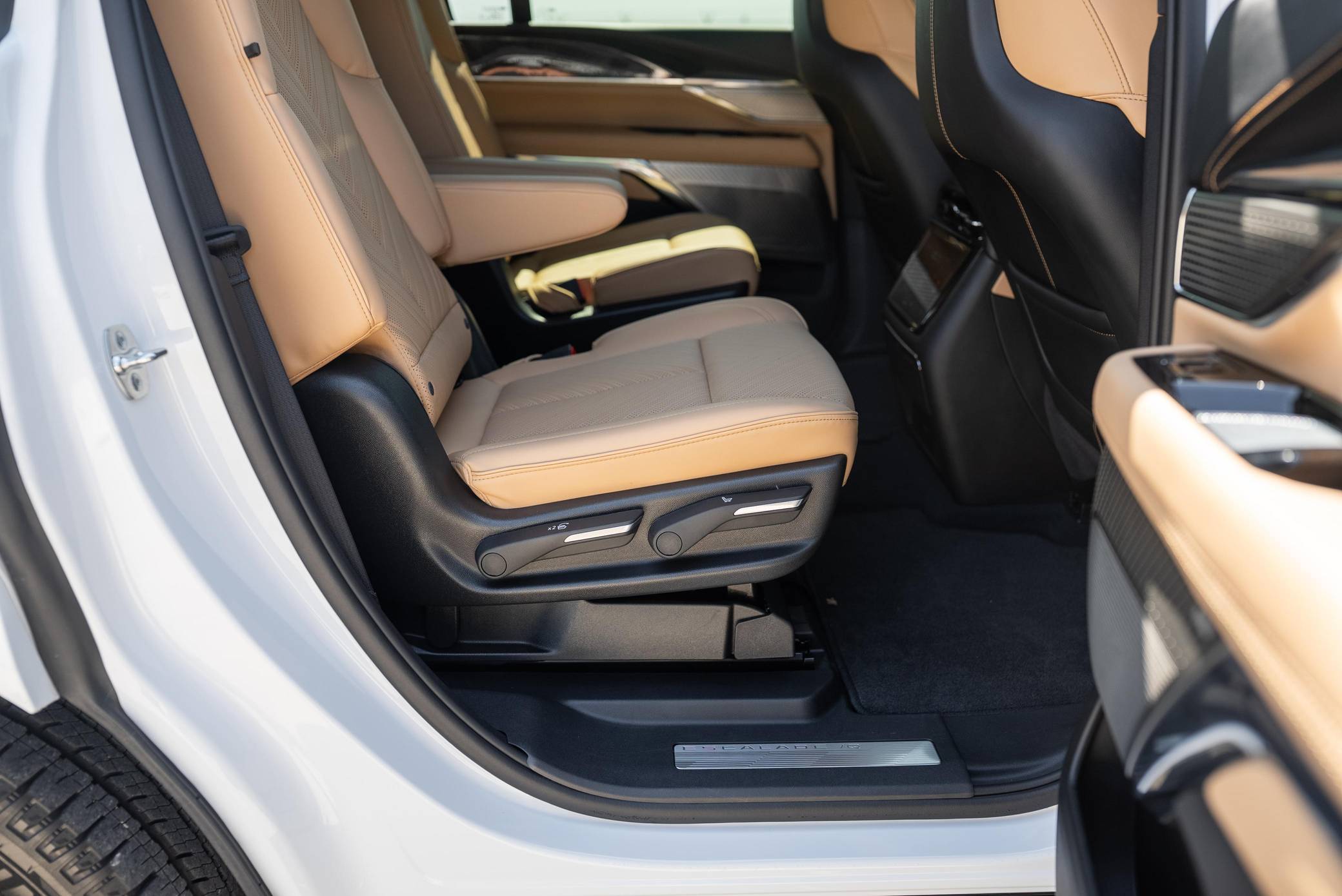 2025 Cadillac Escalade IQ Sport 2 Interior 12