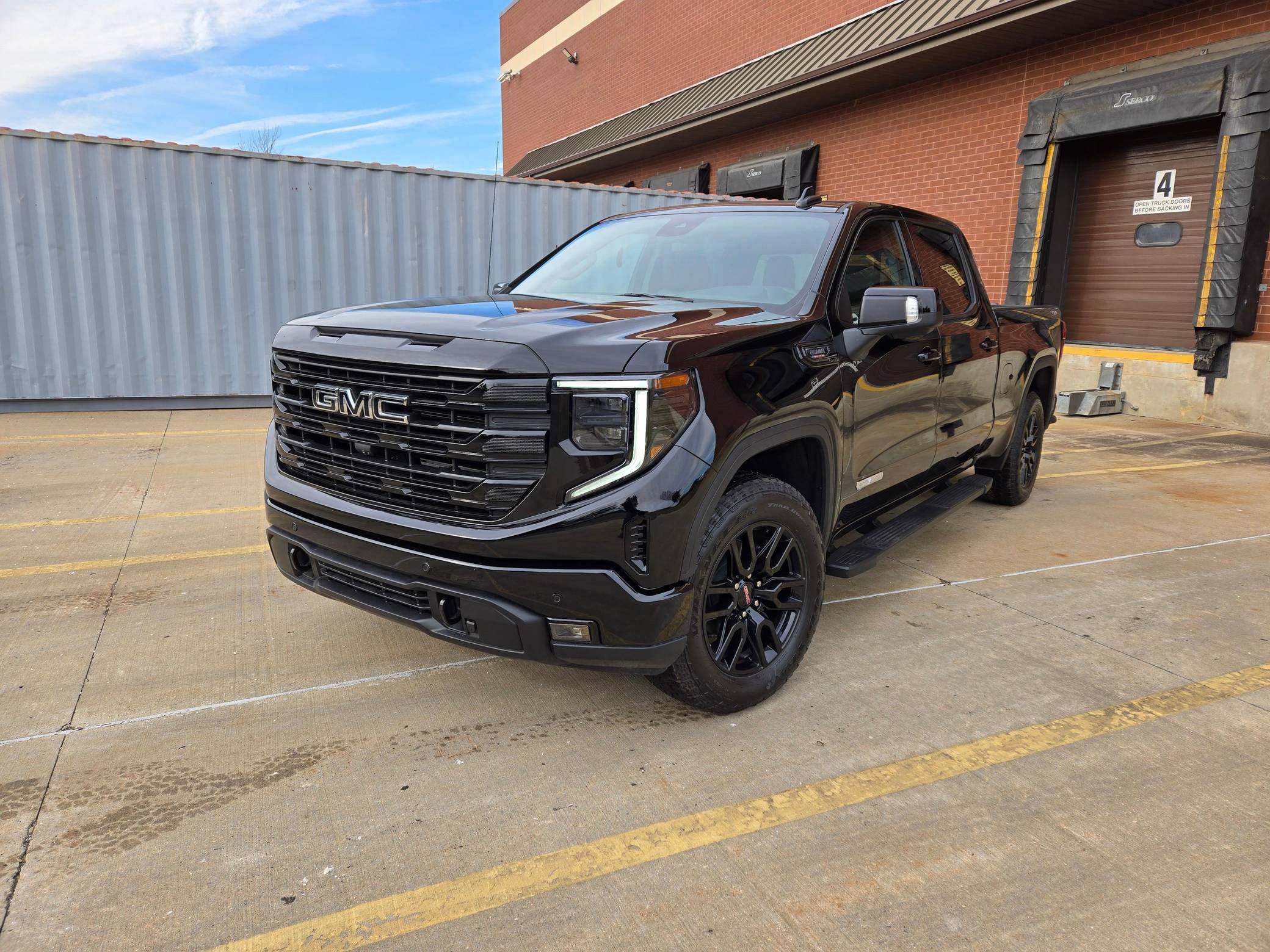 2025 GMC Sierra 1500 Elevation Crew Cab 4x4 Exterior 10