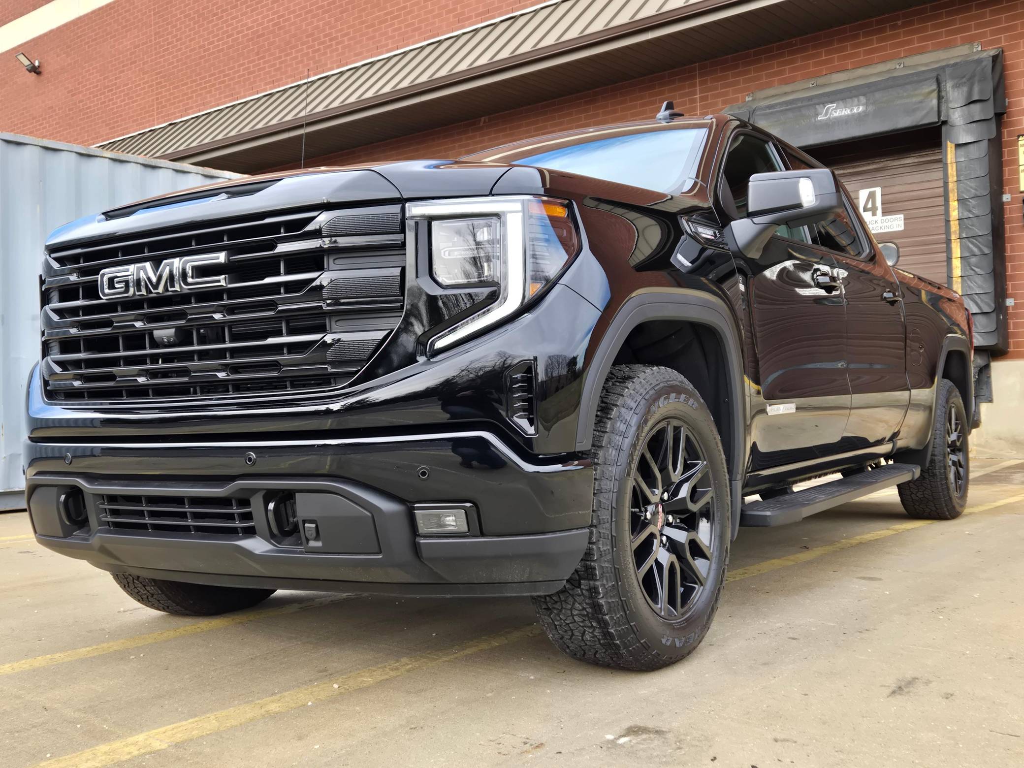 2025 GMC Sierra 1500 Elevation Crew Cab 4x4 Exterior 15