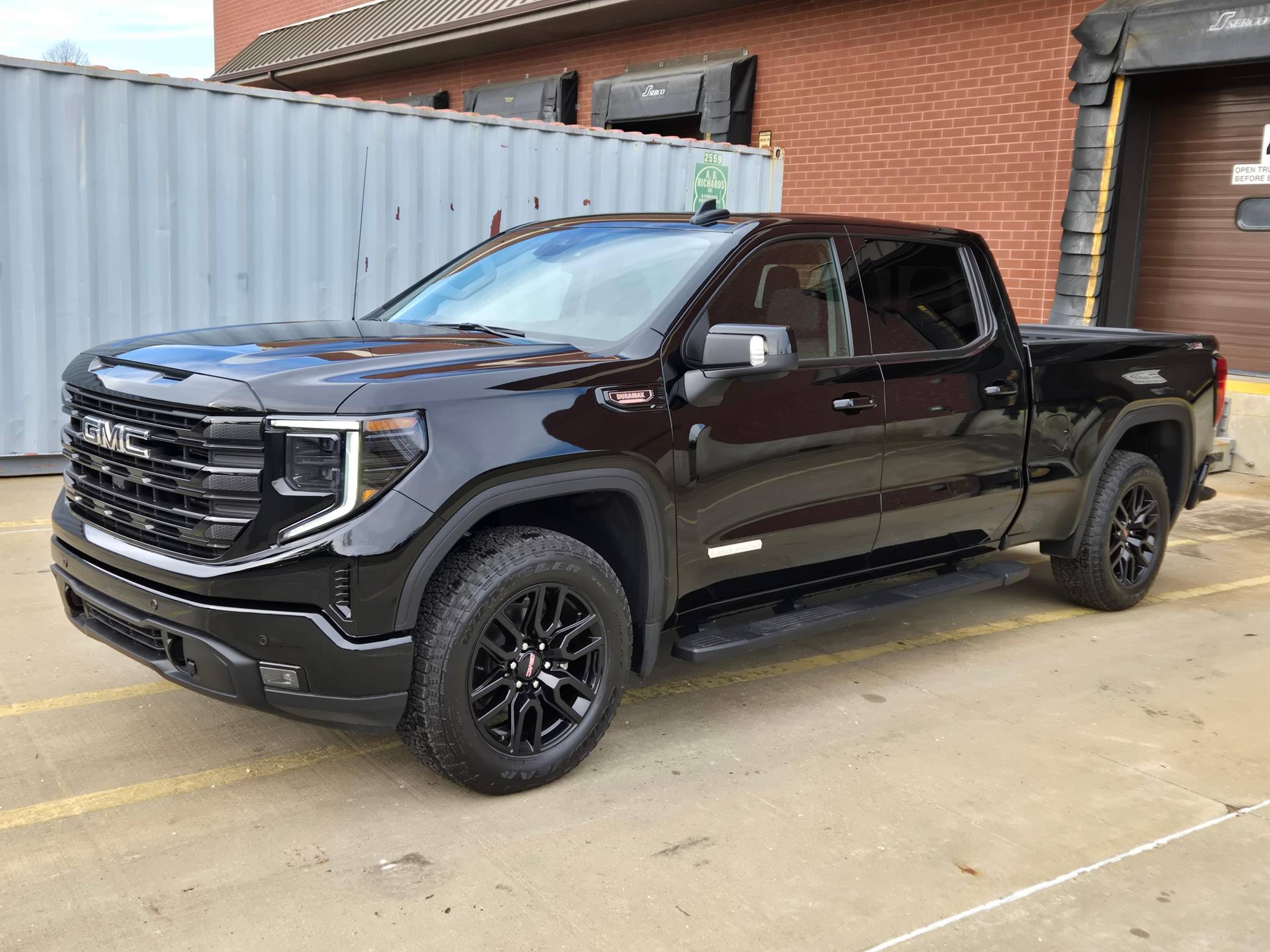 2025 GMC Sierra 1500 Elevation Crew Cab 4x4 Exterior 20