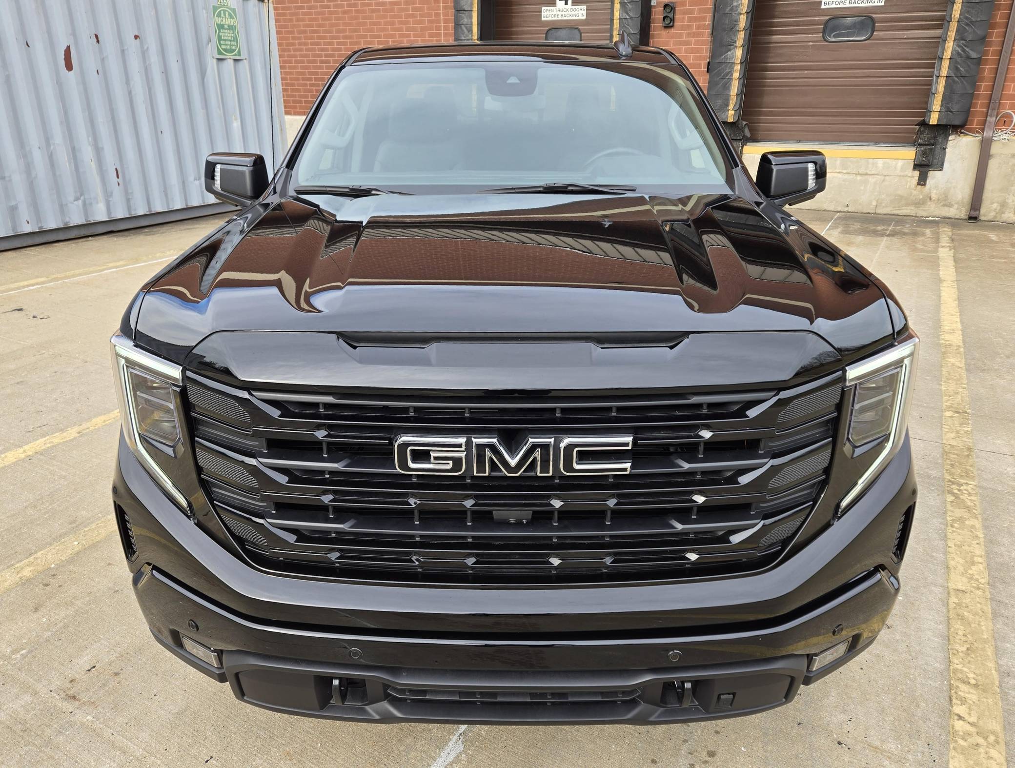 2025 GMC Sierra 1500 Elevation Crew Cab 4x4 Exterior 6